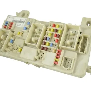 Niska cena SKRZYNKA BEZPIECZNIKÓW MODUŁ FORD 7M5T-14A073-CD